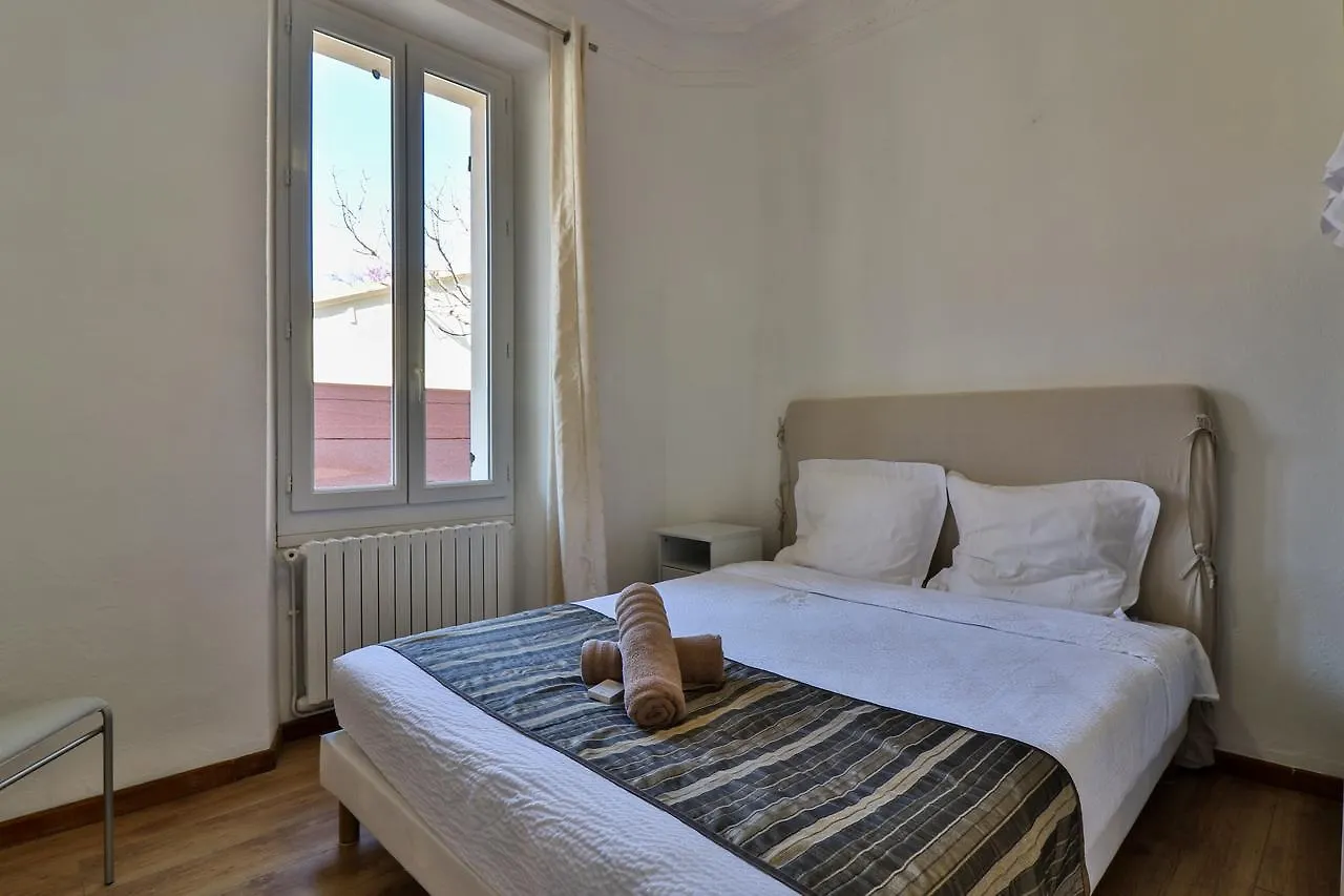 Hotel La Villa Florida Бандоль
